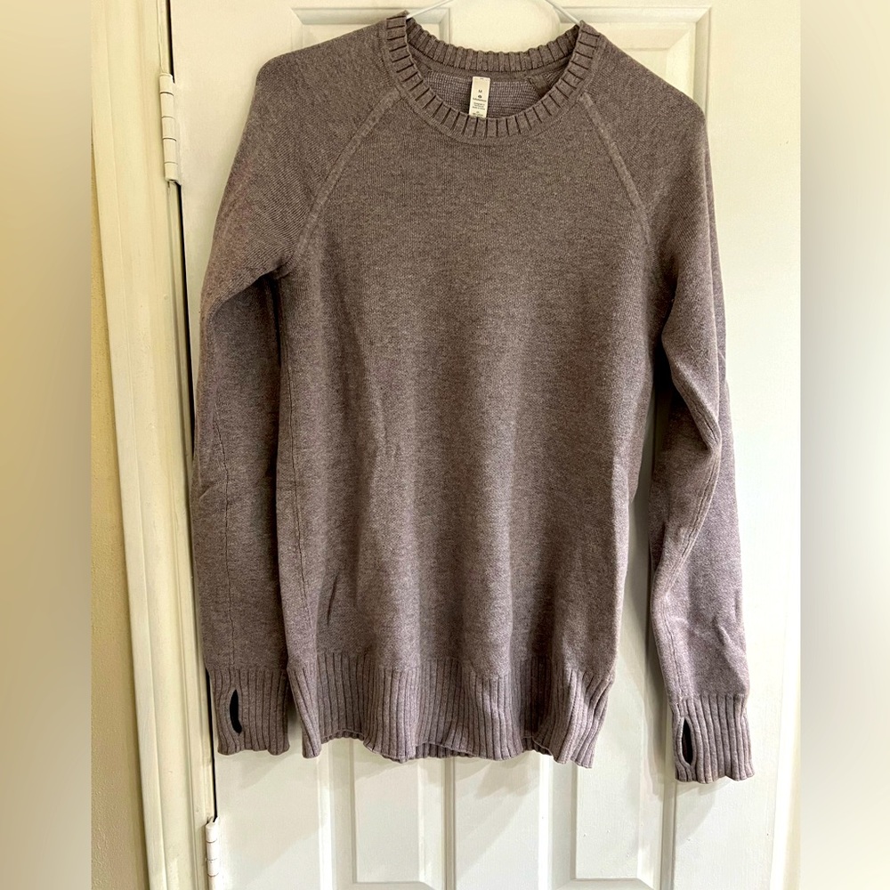 Lululemon women’s sweater. Size medium.